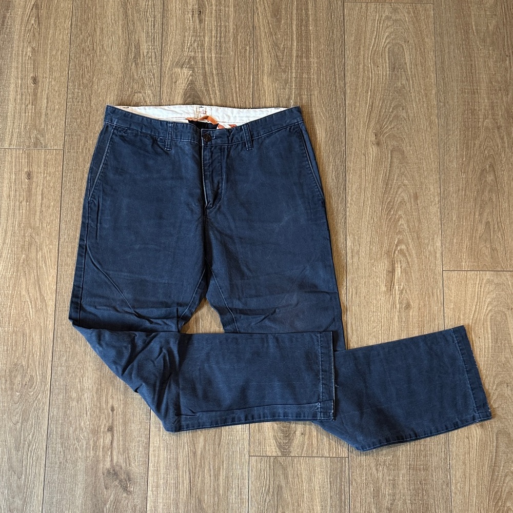 Dockers Men's Navy Chinos